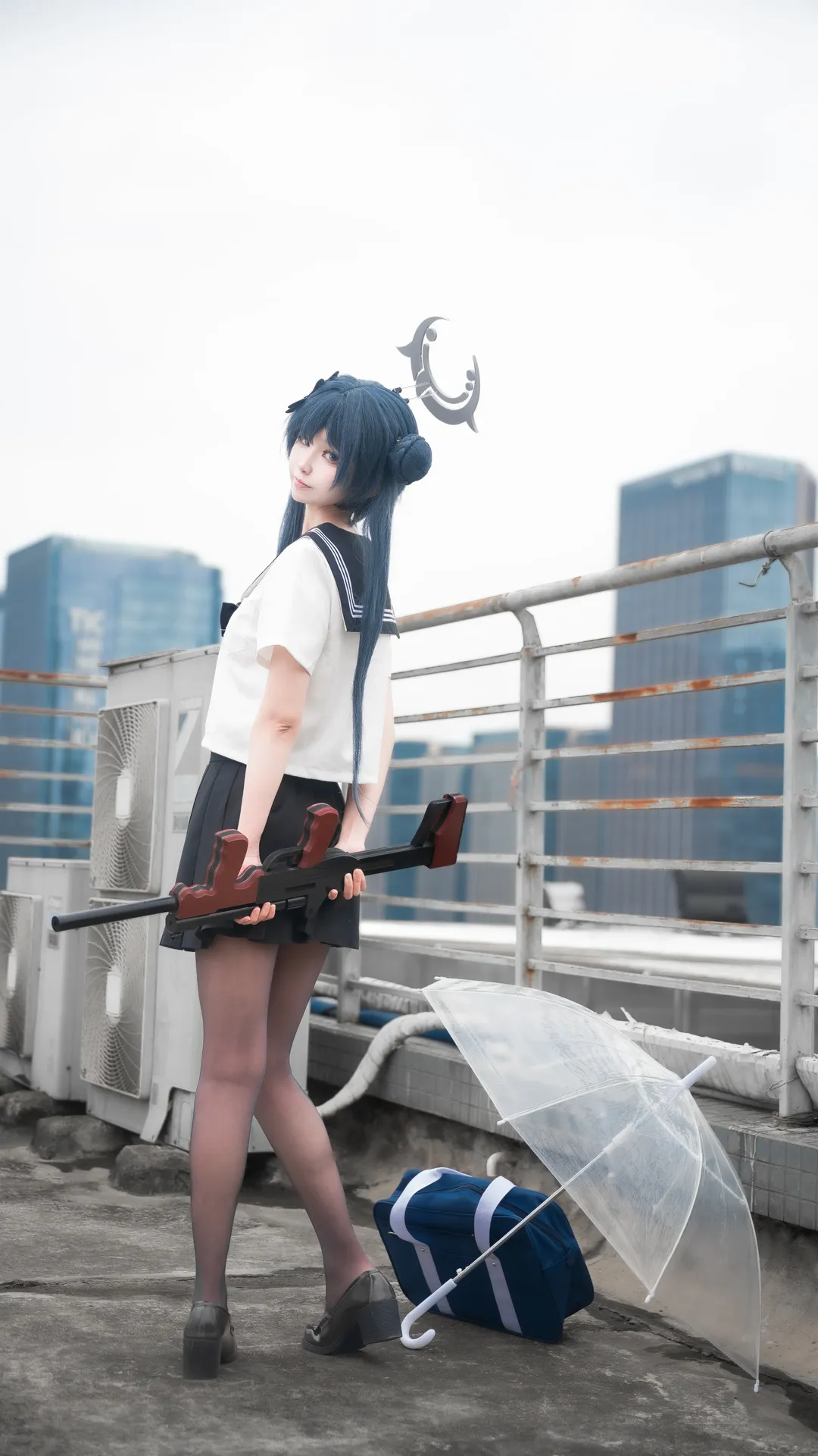 【妃咲cos】蔚蓝档案天台JK制服写真 - 第 1 张