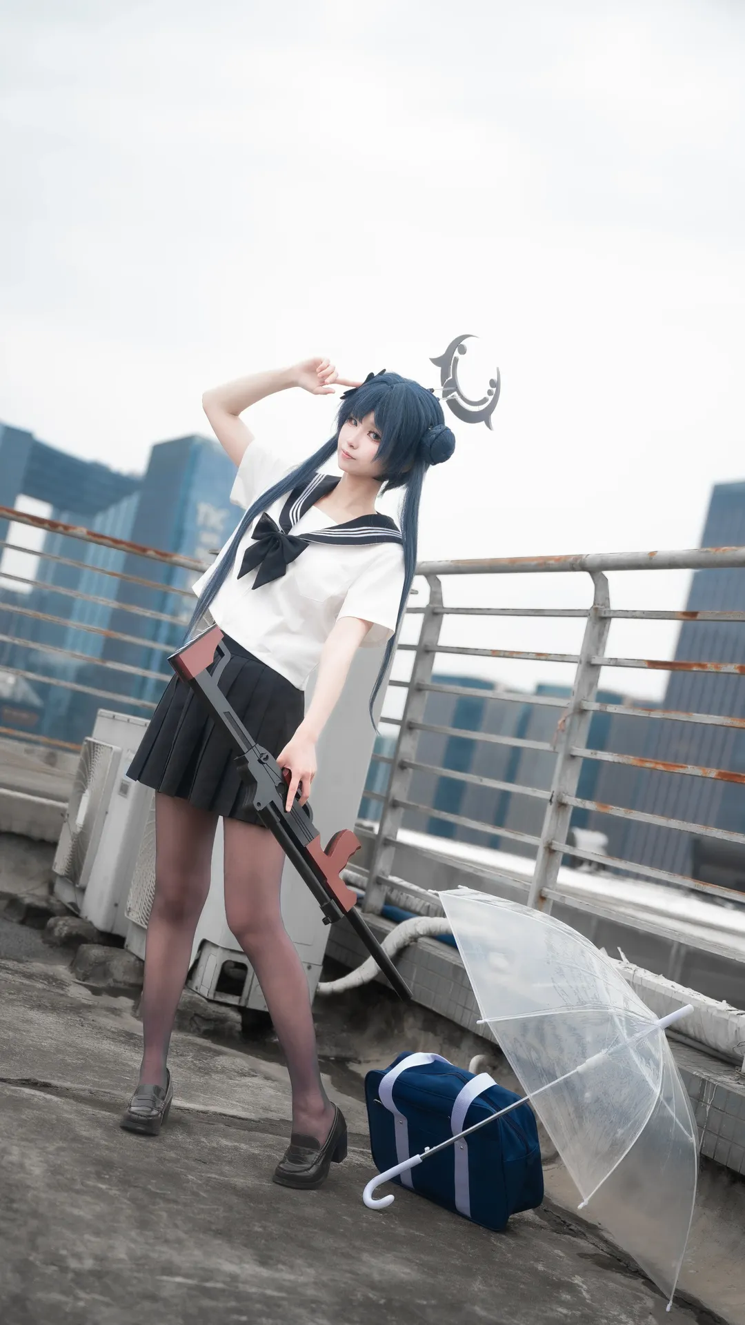 【妃咲cos】蔚蓝档案天台JK制服写真 - 第 2 张