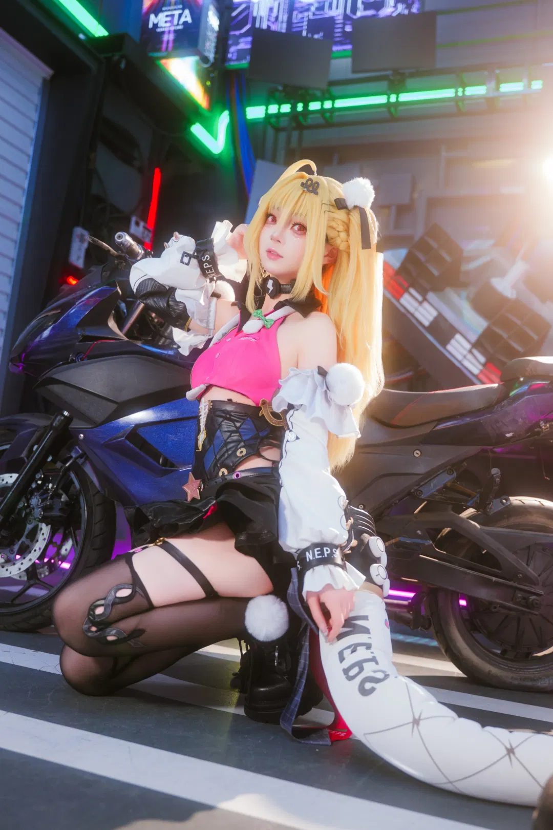 【希希芙cos】绝区零的化学老师也有一颗机车少女心 - 第 1 张