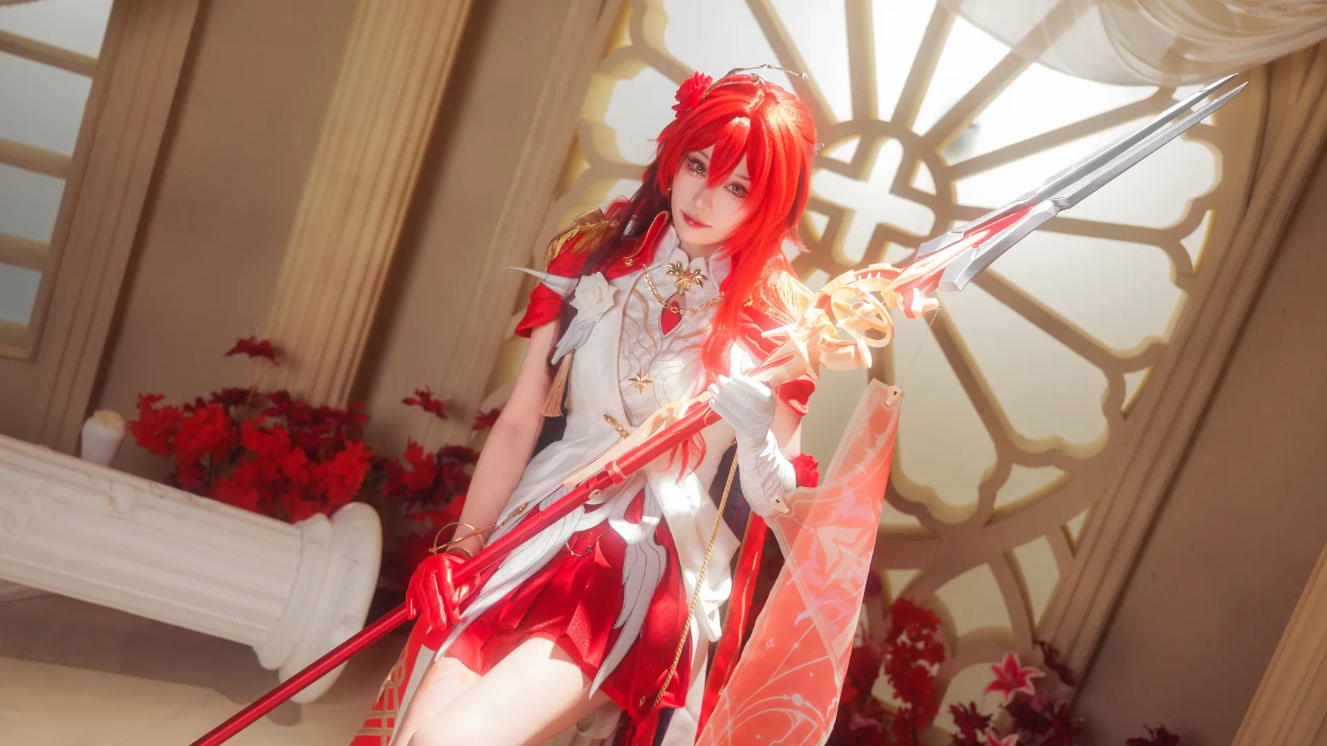 【姬子cos】崩坏星穹铁道中的红白金与长枪 - 第 2 张