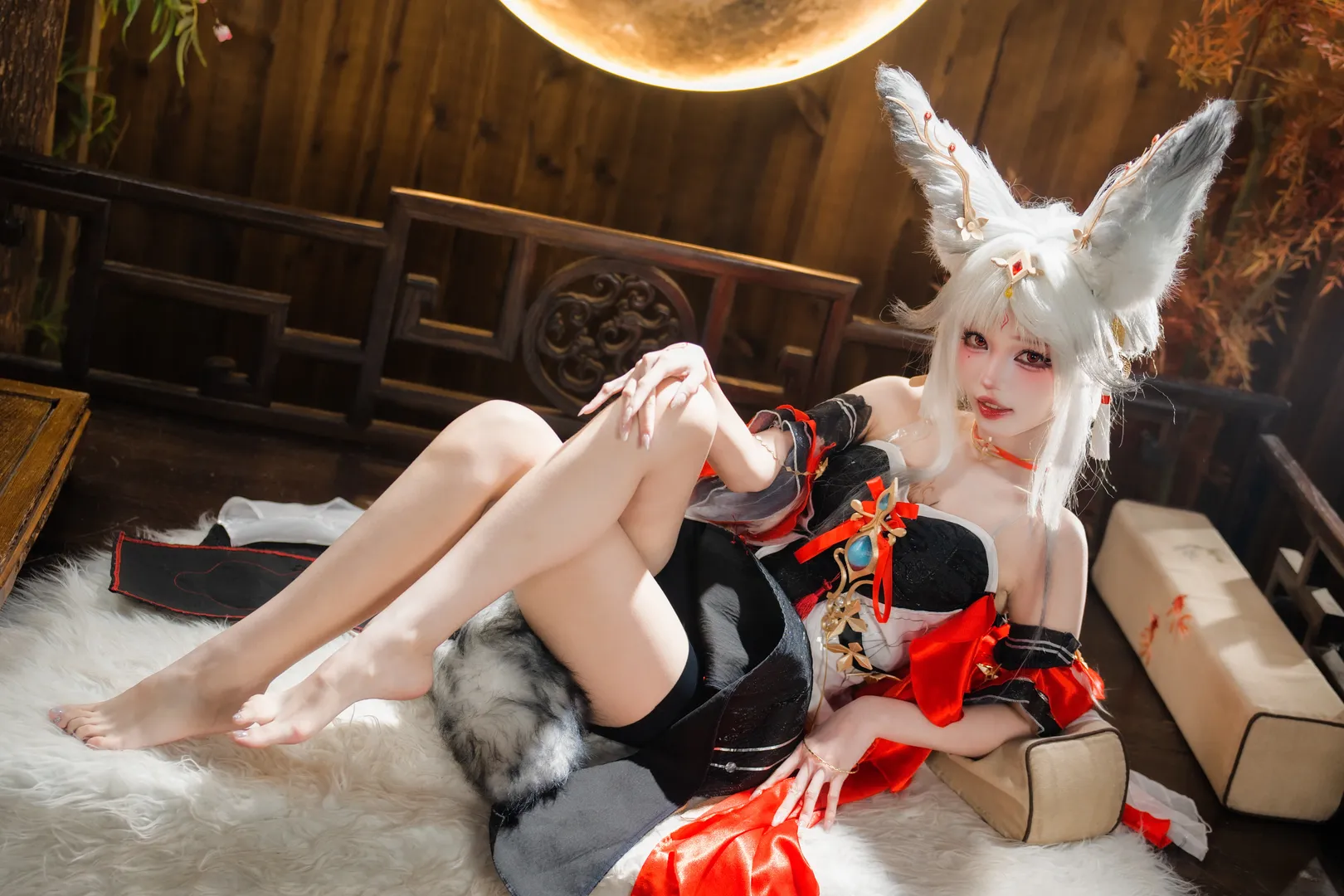 【心月狐cos】鸣潮里的狐妖，红黑配色的拍摄心得 - 第 2 张