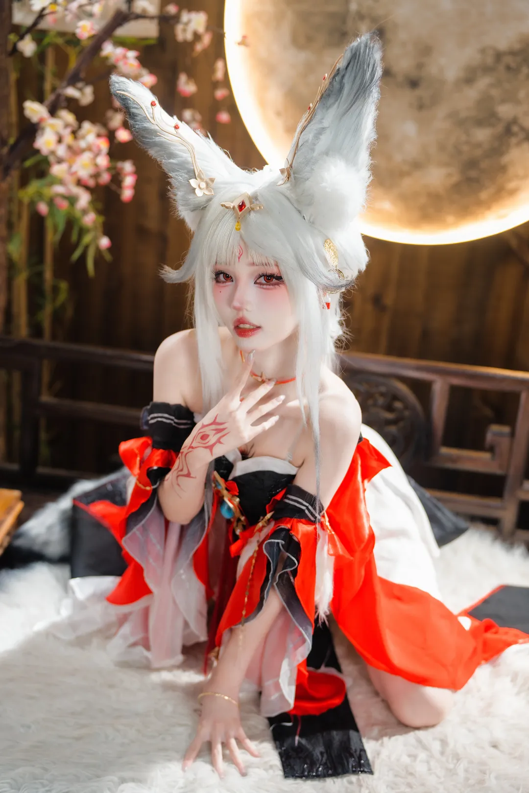 【心月狐cos】鸣潮里的狐妖，红黑配色的拍摄心得 - 第 4 张