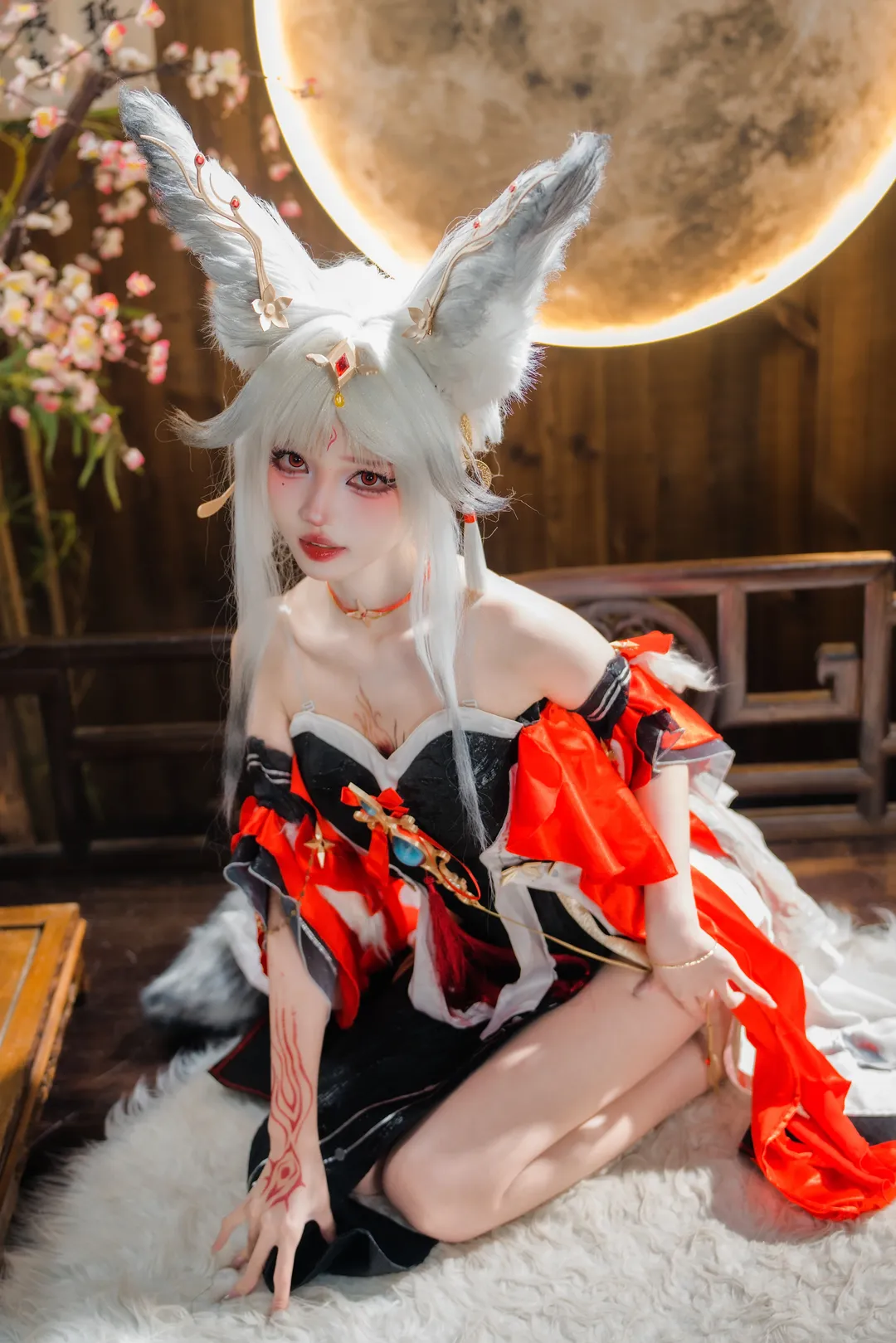 【心月狐cos】鸣潮里的狐妖，红黑配色的拍摄心得 - 第 9 张