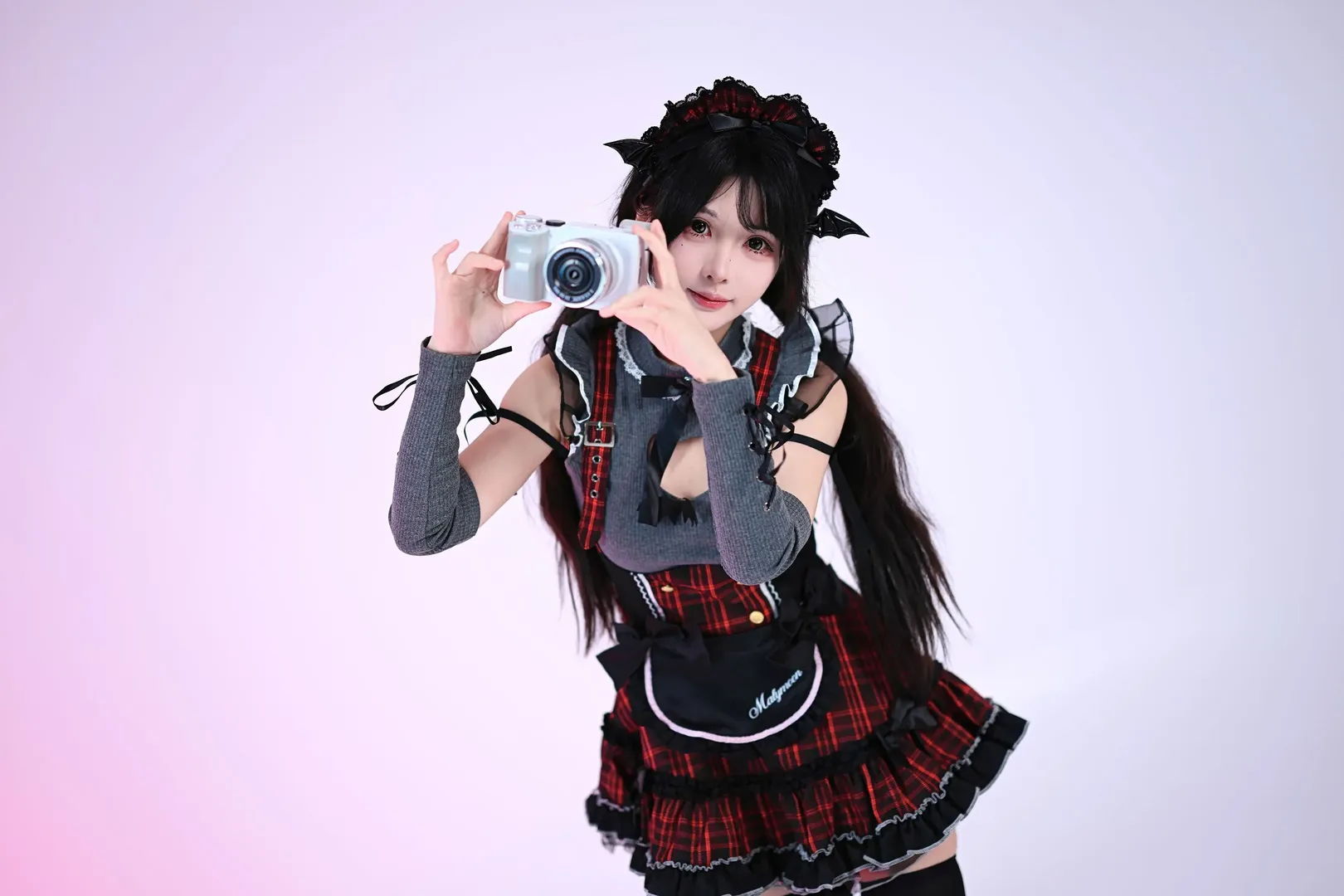 小恶魔风写真 高铁上的修图时刻 - 第 7 张