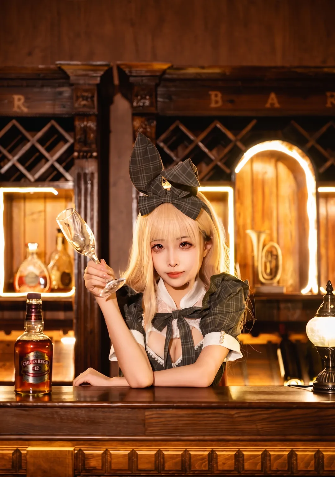 【喜多川海梦cos】复古书房里的兔女郎正片 - 第 4 张