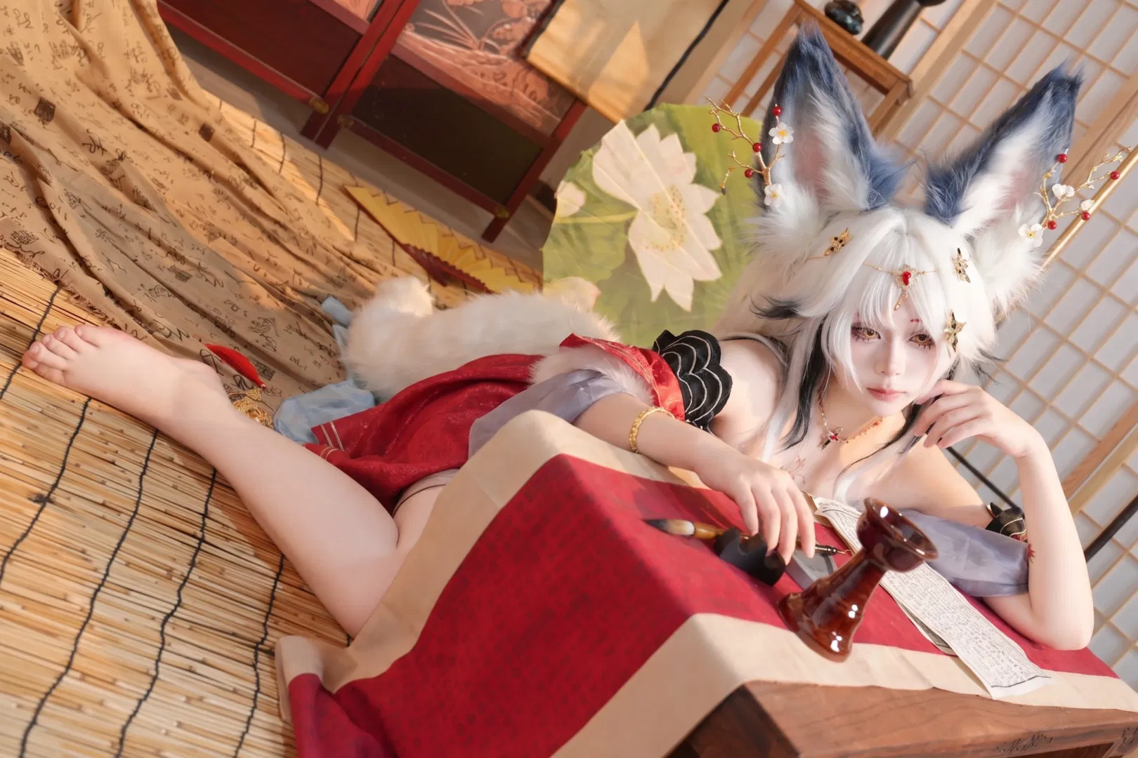 【心月狐cos】鸣潮古风狐妖，慵懒一卧 - 第 2 张