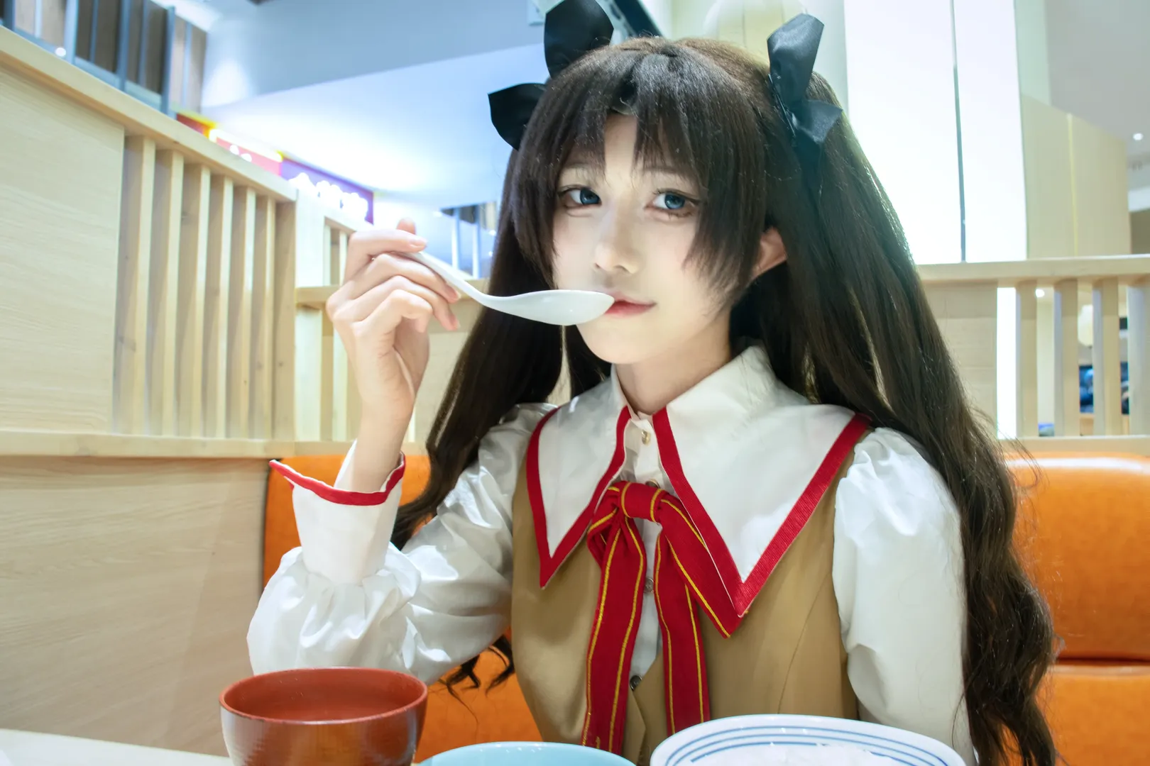 【遠坂凜cos】雙馬尾與黑絲的經典學院風還原 - 第 7 張