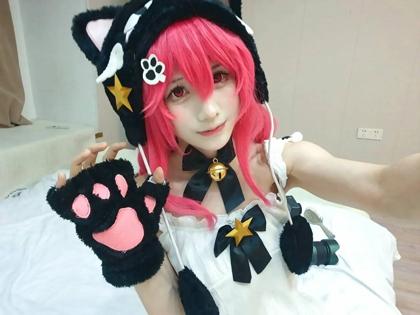 【娜娜莉cos】異環娜娜莉的居家貓貓日常 - 第 2 張