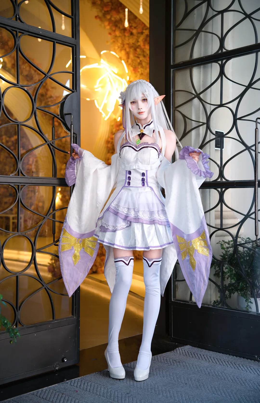 【爱蜜莉雅cos】从零开始的异世界生活 白紫长裙精灵少女 - 第 2 张