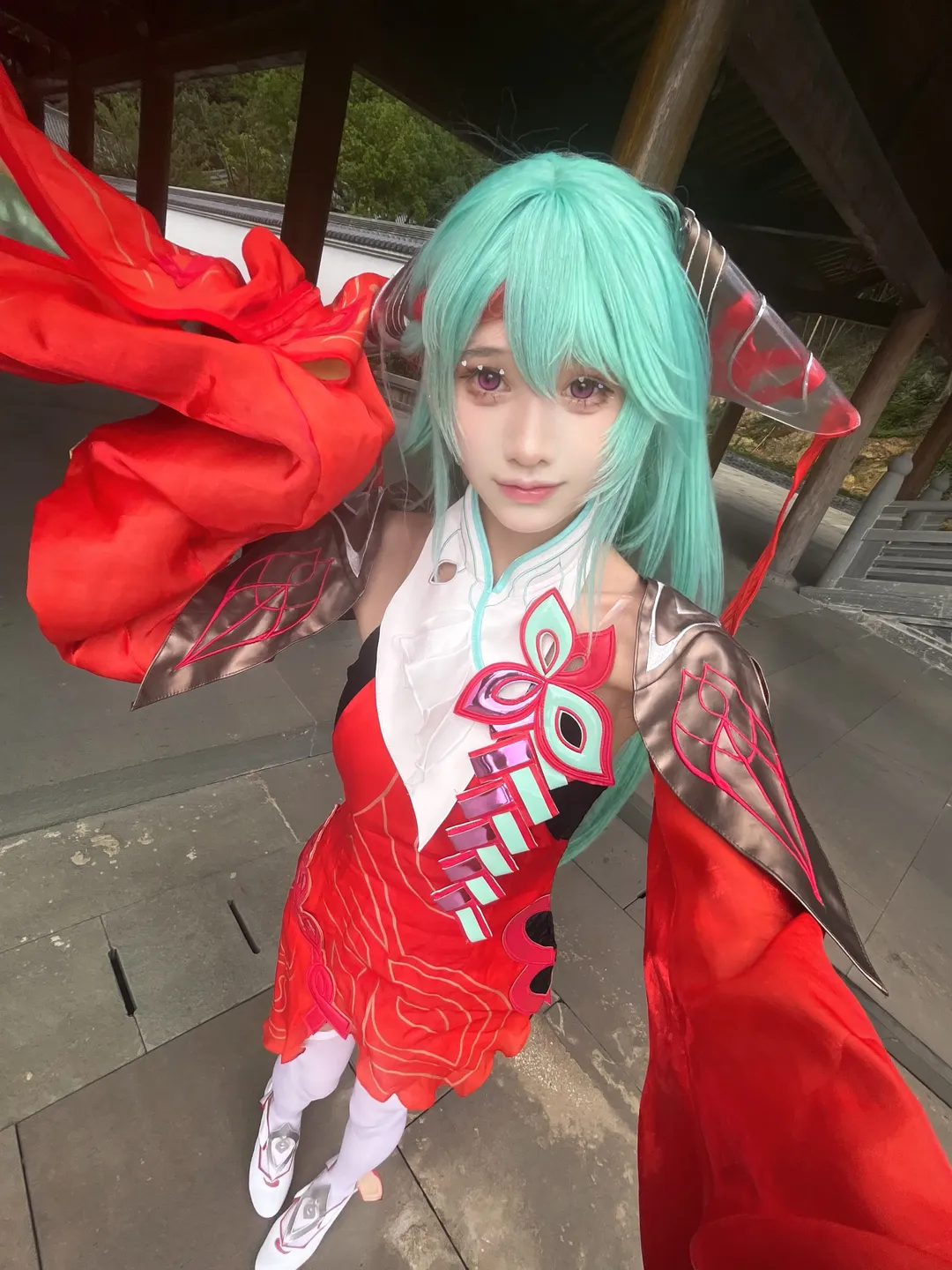 【少司緣cos】王者榮耀裡的綠髮紅衣小財迷 - 第 1 張