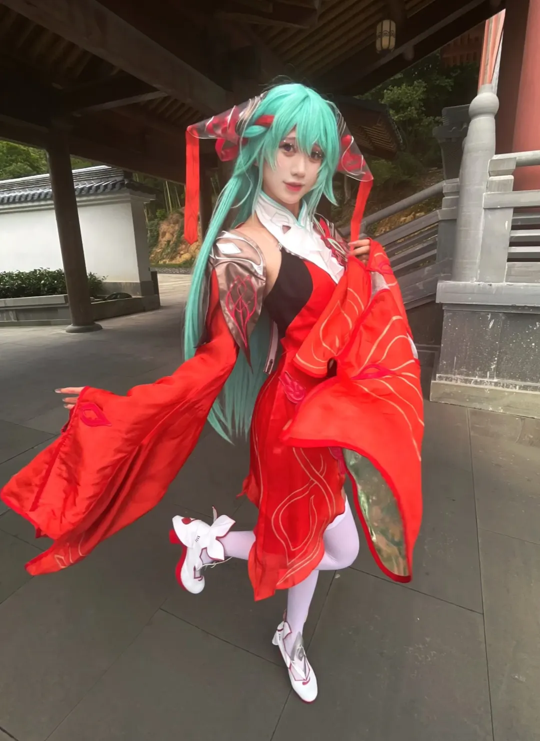 【少司緣cos】王者榮耀裡的綠髮紅衣小財迷 - 第 2 張