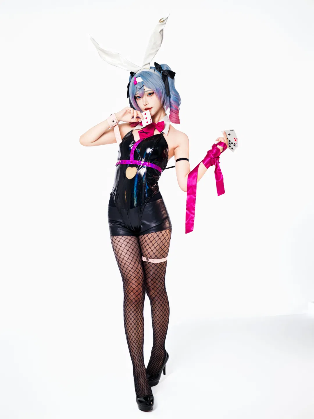 【初音未來cos】兔子洞的撲克局，誰先動心誰輸 - 第 14 張