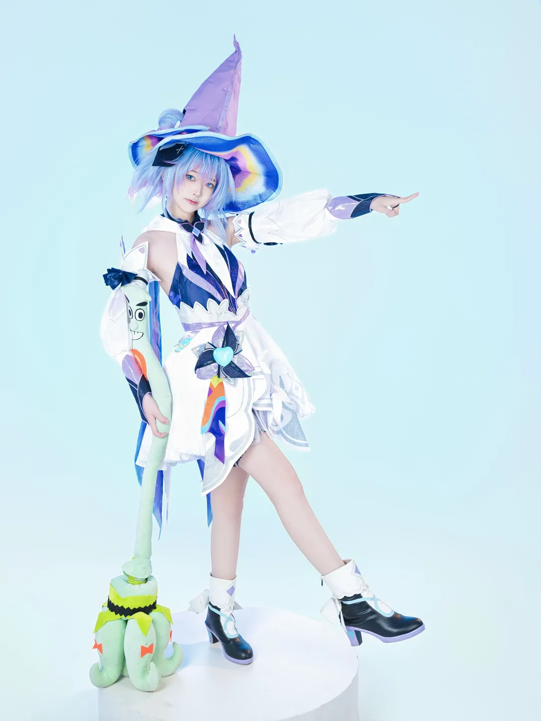 【小乔cos】时之魔女的魔法杖，还真是一个调皮的小家伙 - 第 1 张