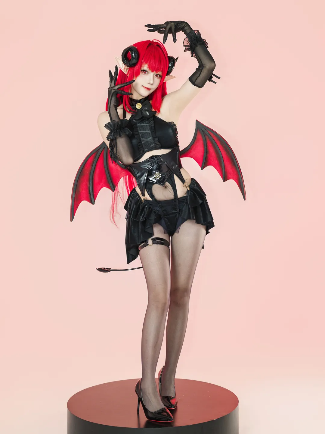 【希尔德加德cos】恶魔契约的致命吸引力 - 第 13 张