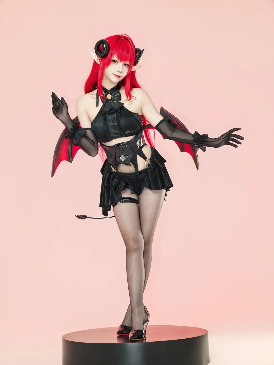 【希尔德加德cos】恶魔契约的致命吸引力 - 第 14 张