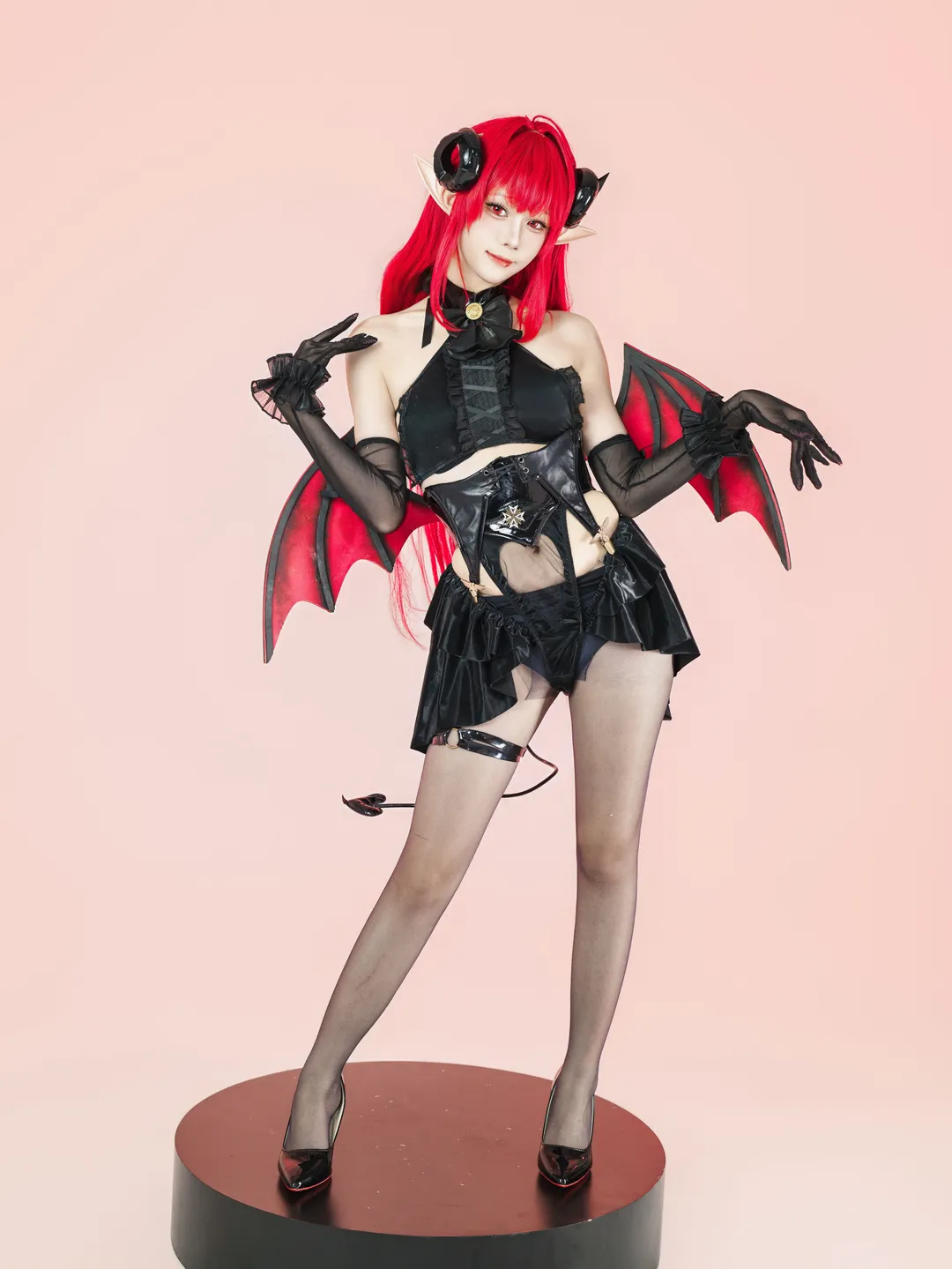 【希尔德加德cos】恶魔契约的致命吸引力 - 第 16 张