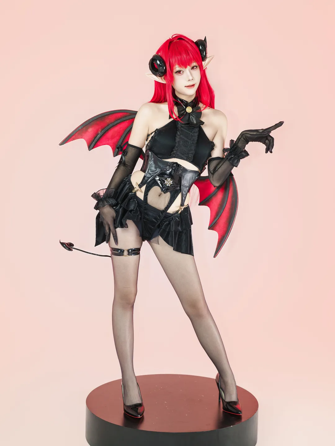 【希尔德加德cos】恶魔契约的致命吸引力 - 第 17 张
