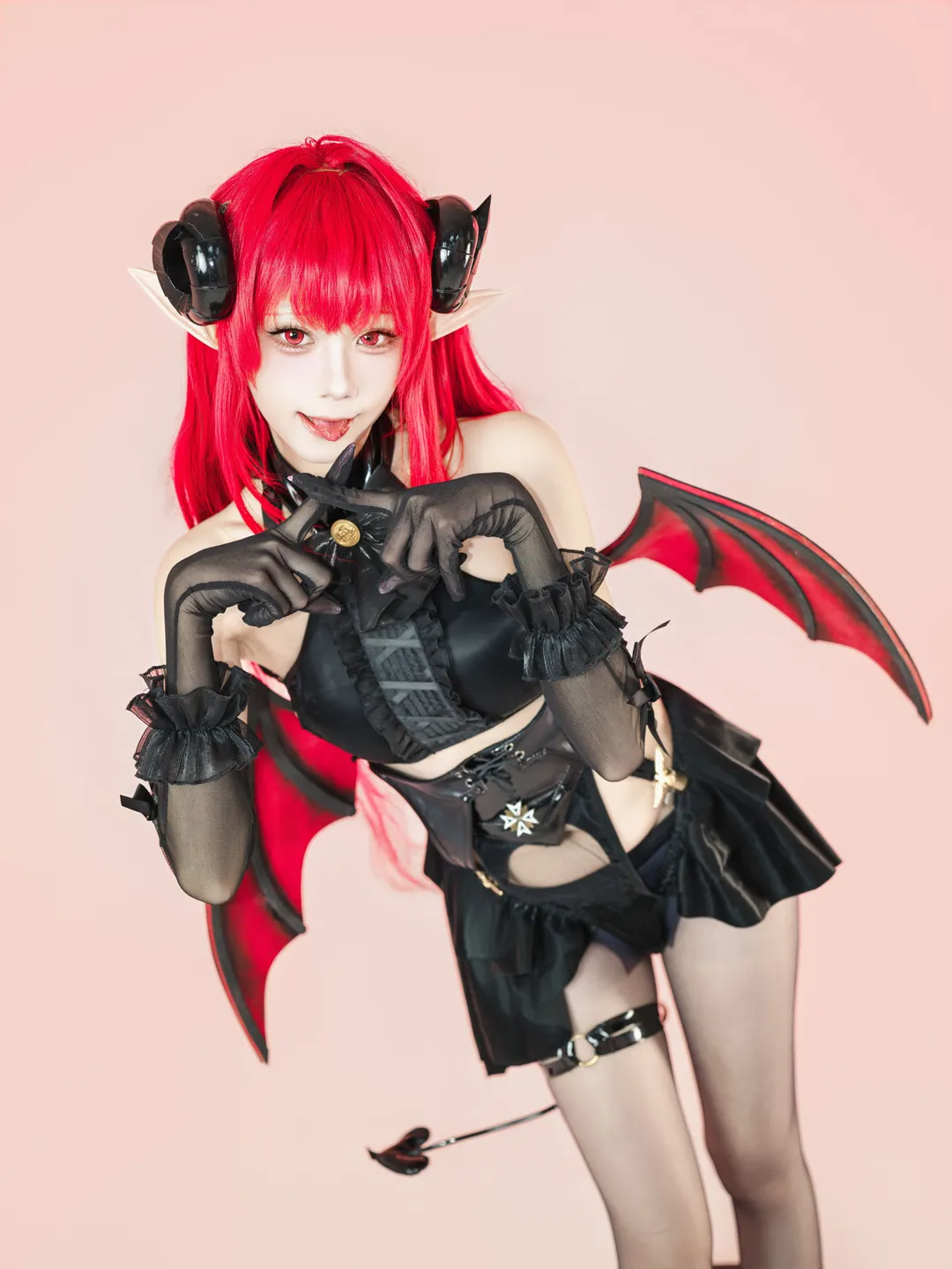 【希尔德加德cos】恶魔契约的致命吸引力 - 第 3 张