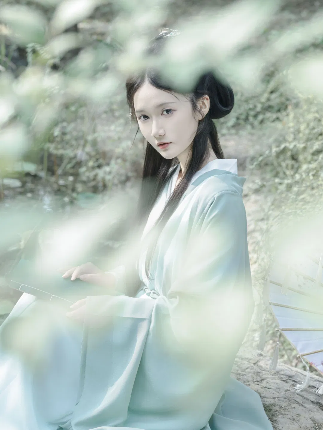 在青山绿水间拍魏晋风汉服，这套薄荷绿太有清冷感了 - 第 6 张