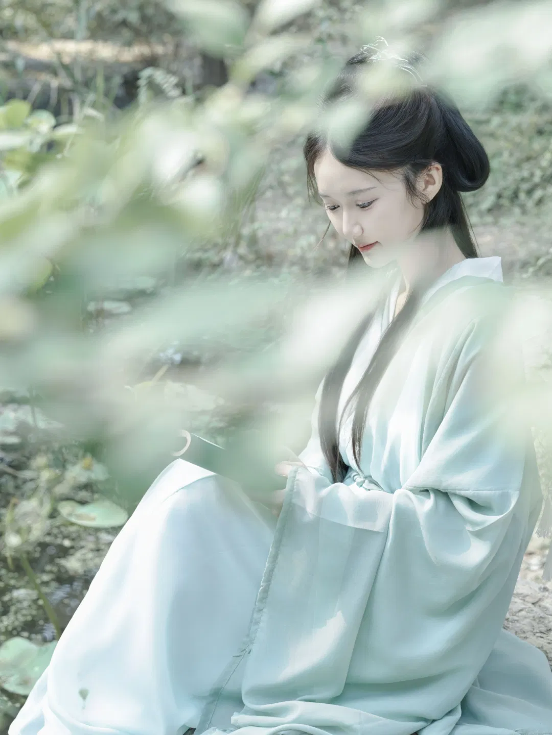 在青山绿水间拍魏晋风汉服，这套薄荷绿太有清冷感了 - 第 7 张