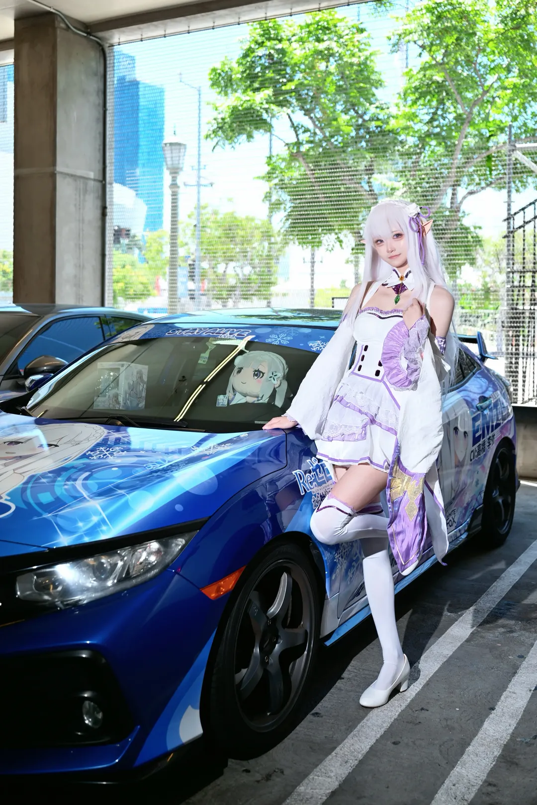 【爱蜜莉雅cos】从零开始的异世界生活 AX2026痛车合影与展会记录 - 第 2 张