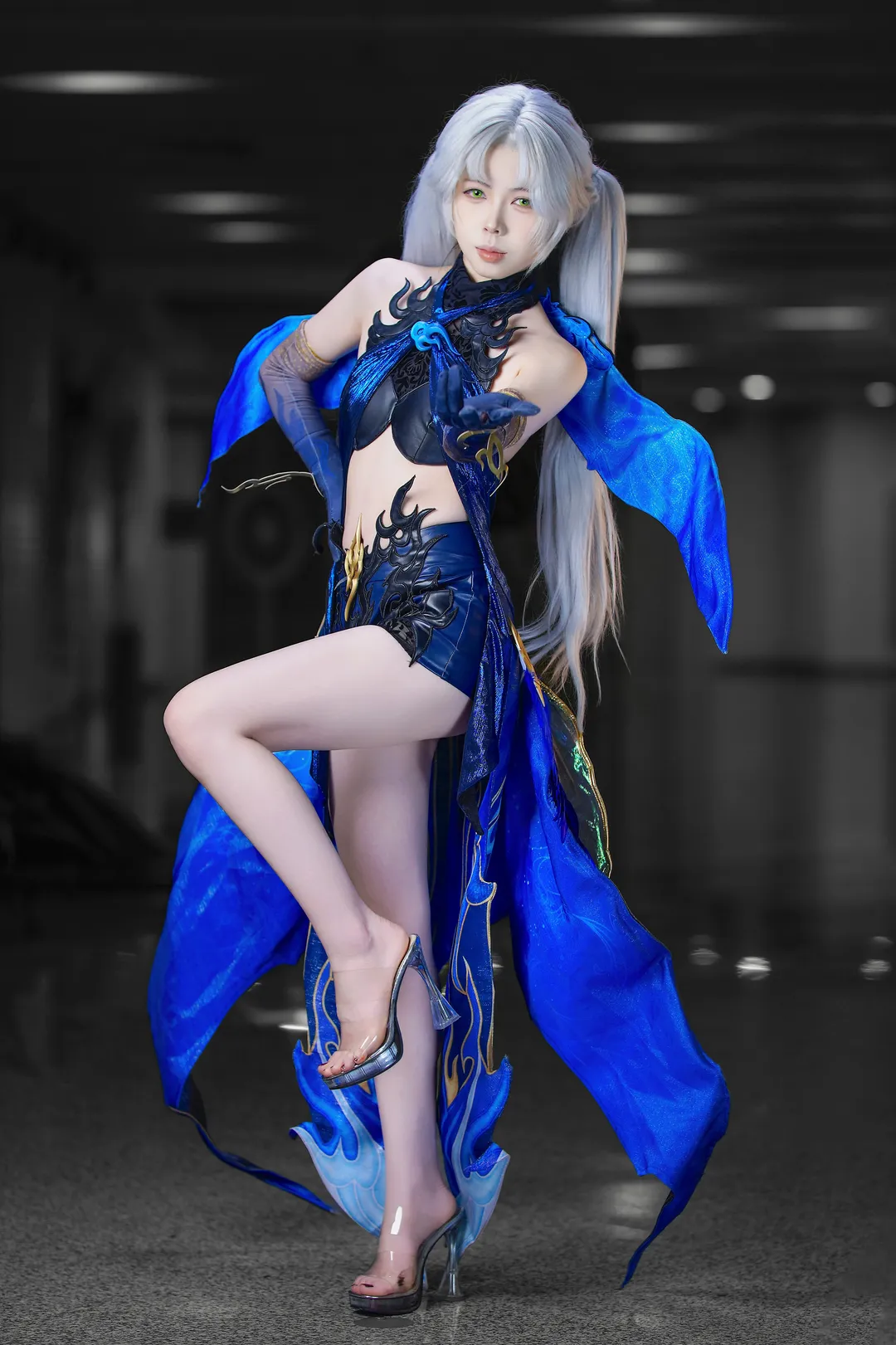 【季瑩瑩cos】永劫無間冷豔藍焰造型的正片分享 - 第 1 張