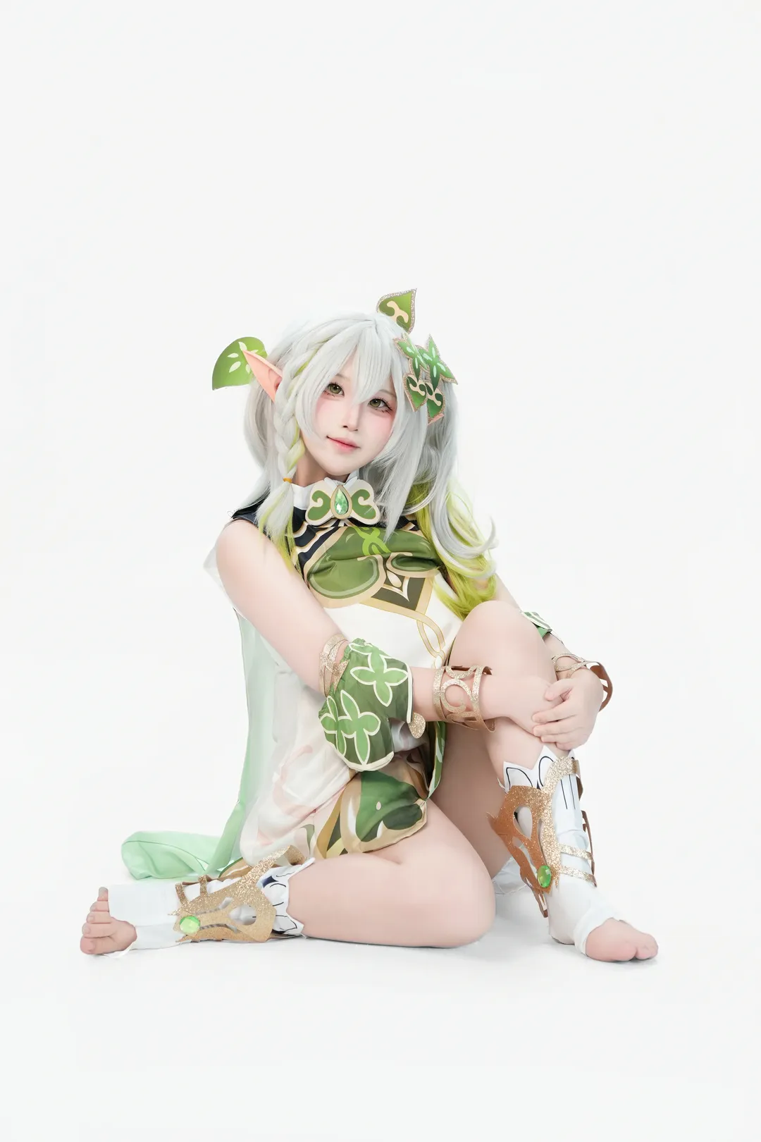 【納西妲cos】白棚裡的萌妹萬用動作參考 - 第 9 張