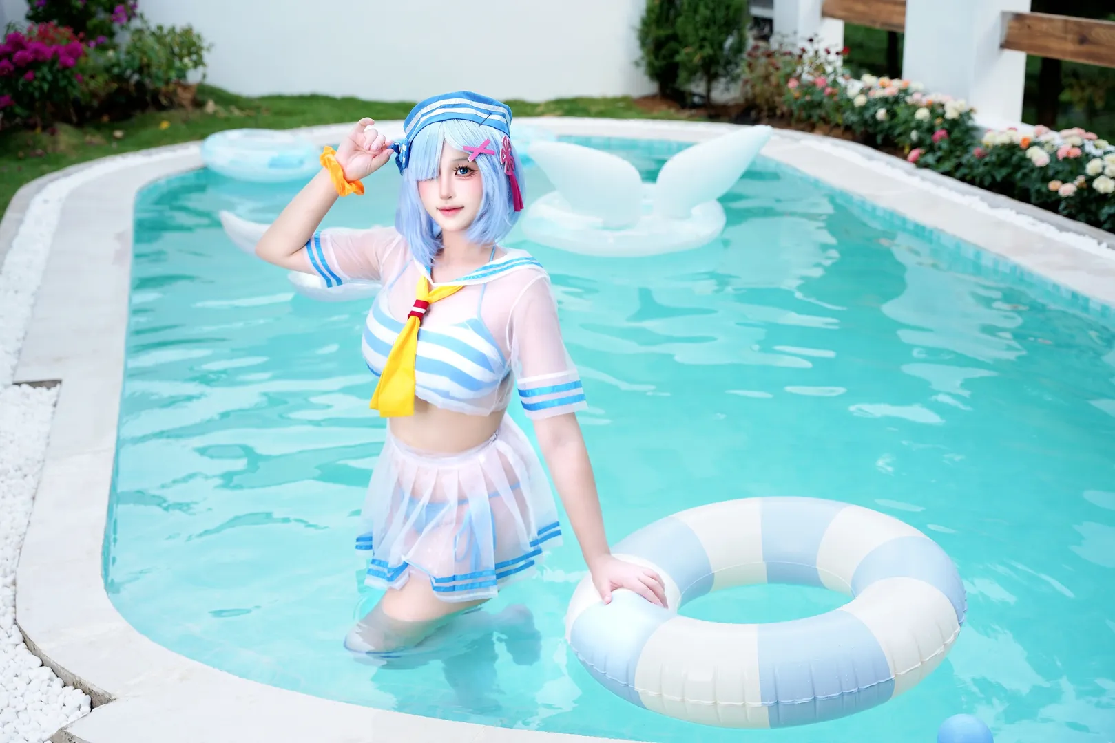 【蕾姆cos】从零开始的异世界生活泳池水手服动作参考 - 第 3 张