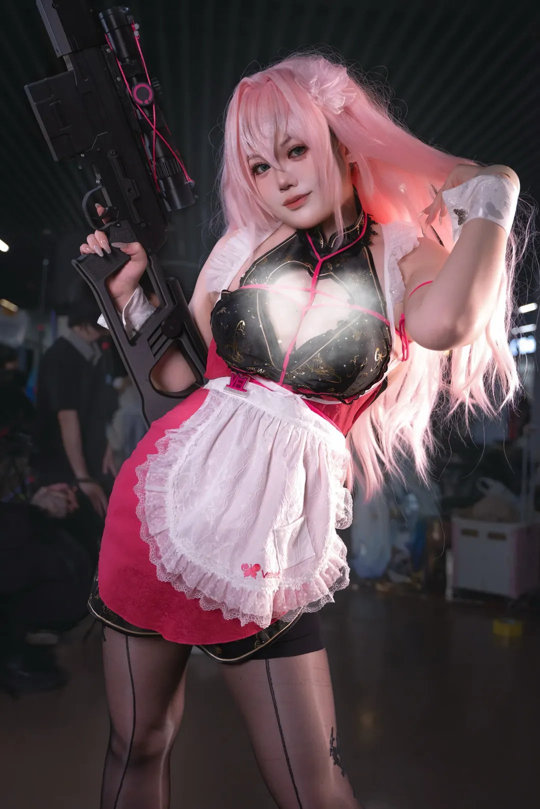 【D cos】胜利女神妮姬的秘密警探 - 第 4 张