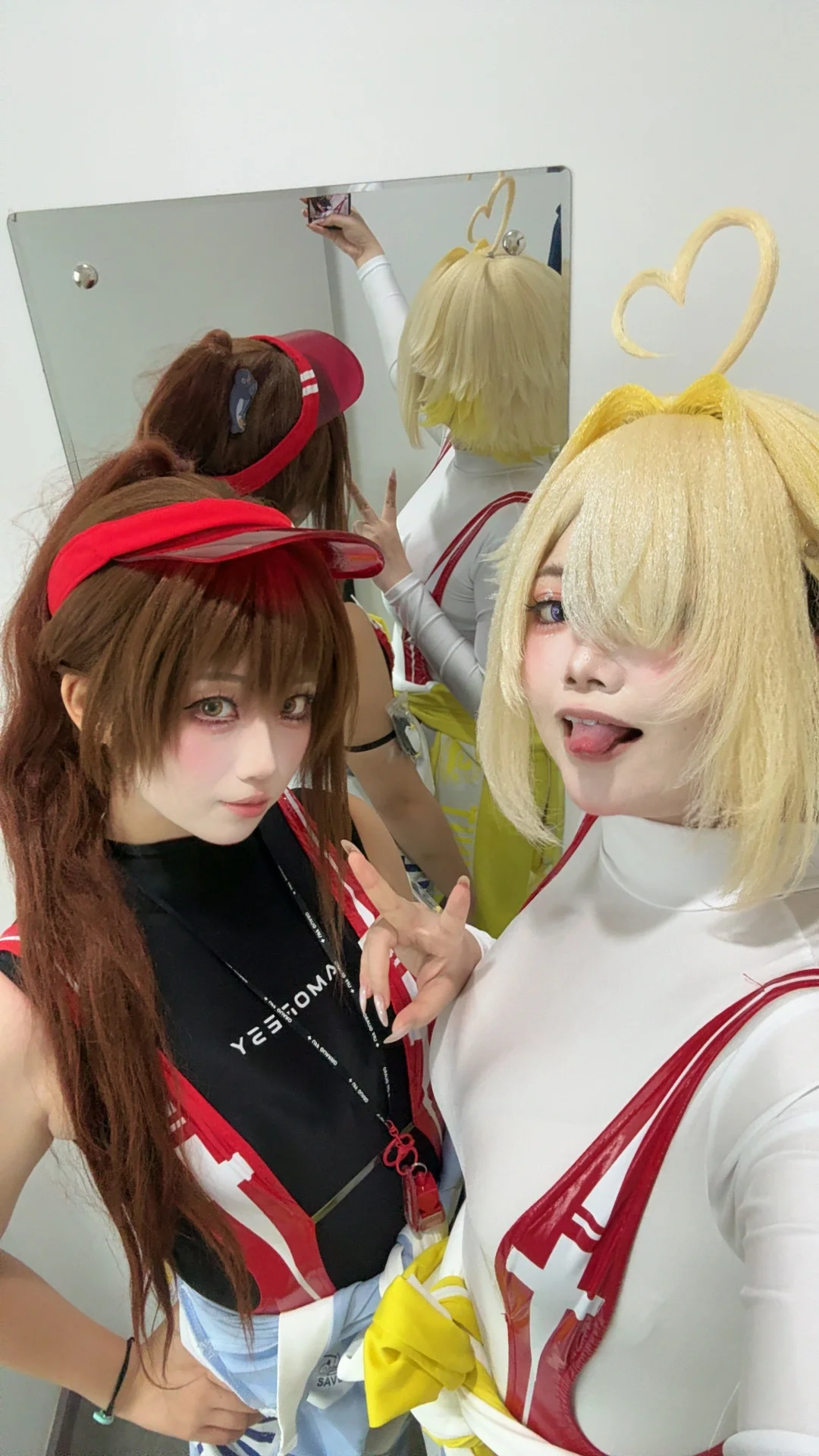 【马律恰那伊莱格cos】胜利女神 nikke 的紧身运动装造型 - 第 1 张