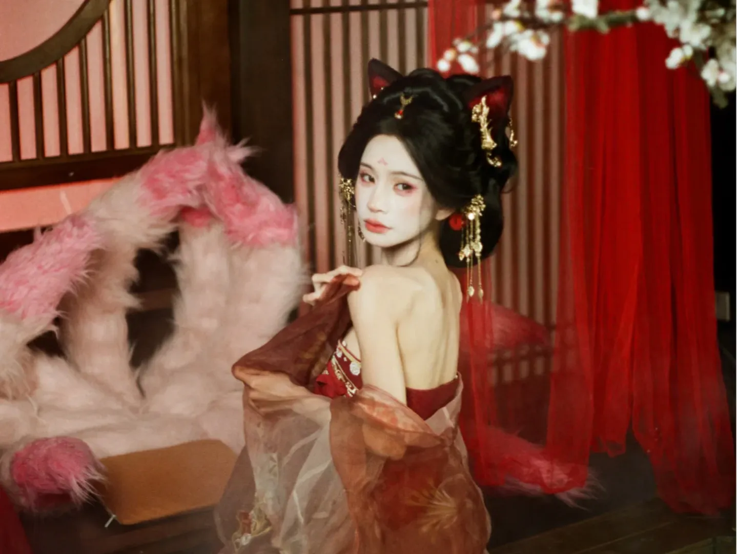 胶片记录下的古风狐妖 妲己妆造拍摄分享 - 第 3 张