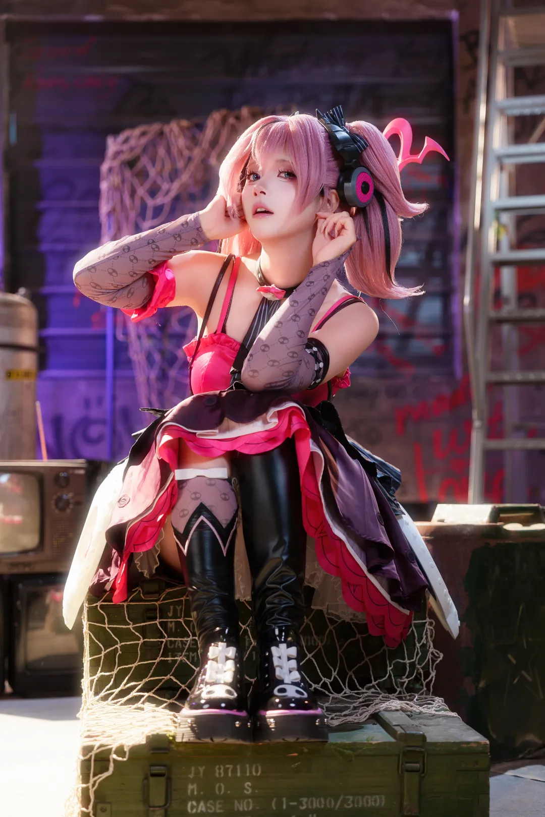 【爱芮cos】绝区零不协和音的舞台瞬间 - 第 5 张