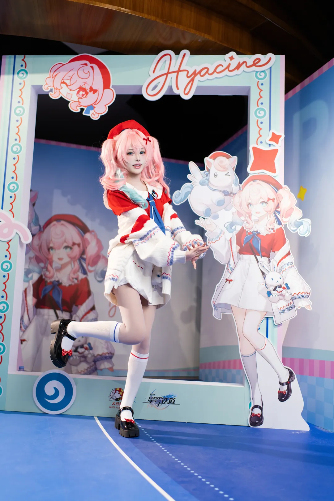 【风堇cos】崩坏星穹铁道大白兔联动的粉色双马尾太甜了 - 第 1 张