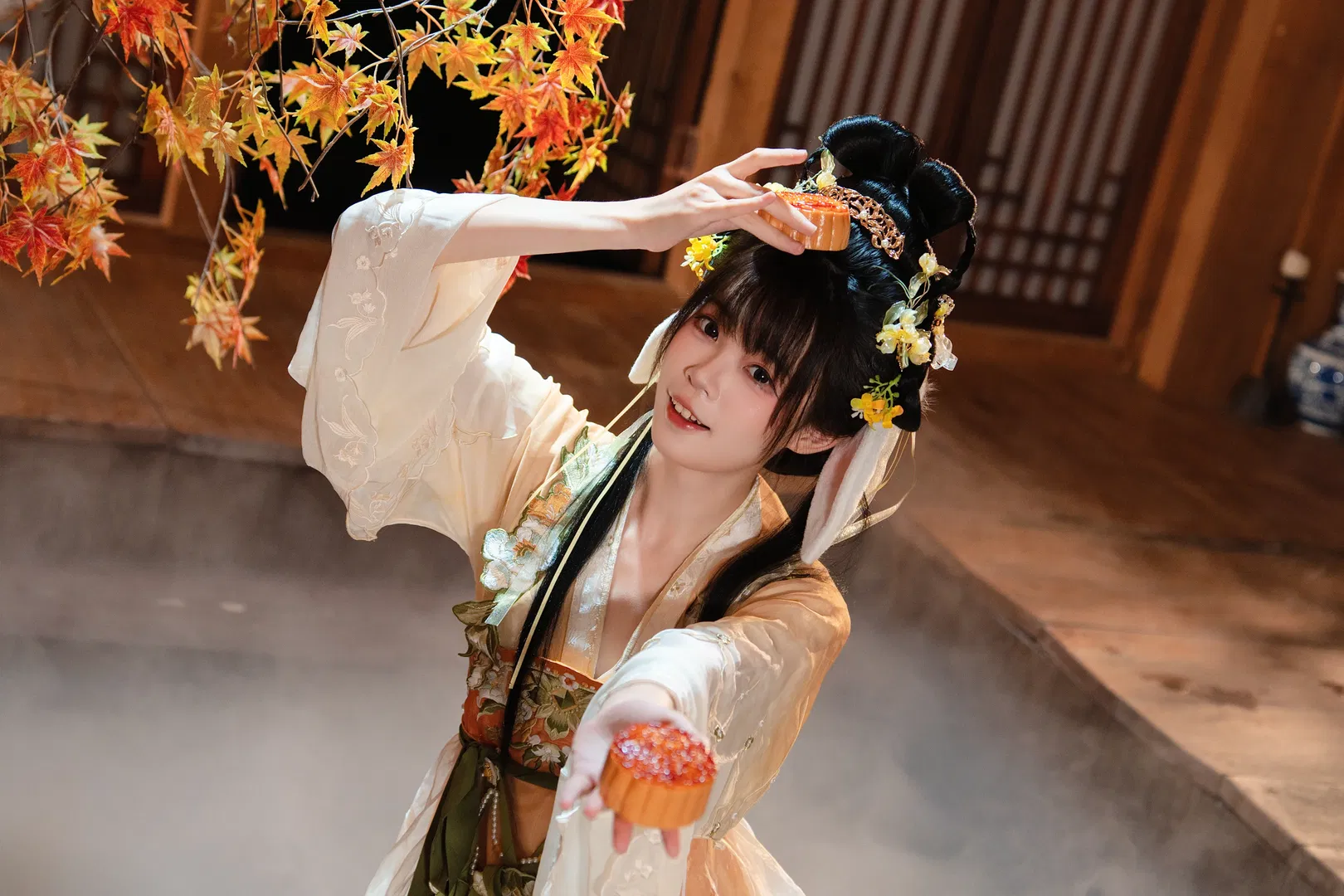 中秋古风汉服cos，枫叶与玉兔的秋日限定 - 第 1 张