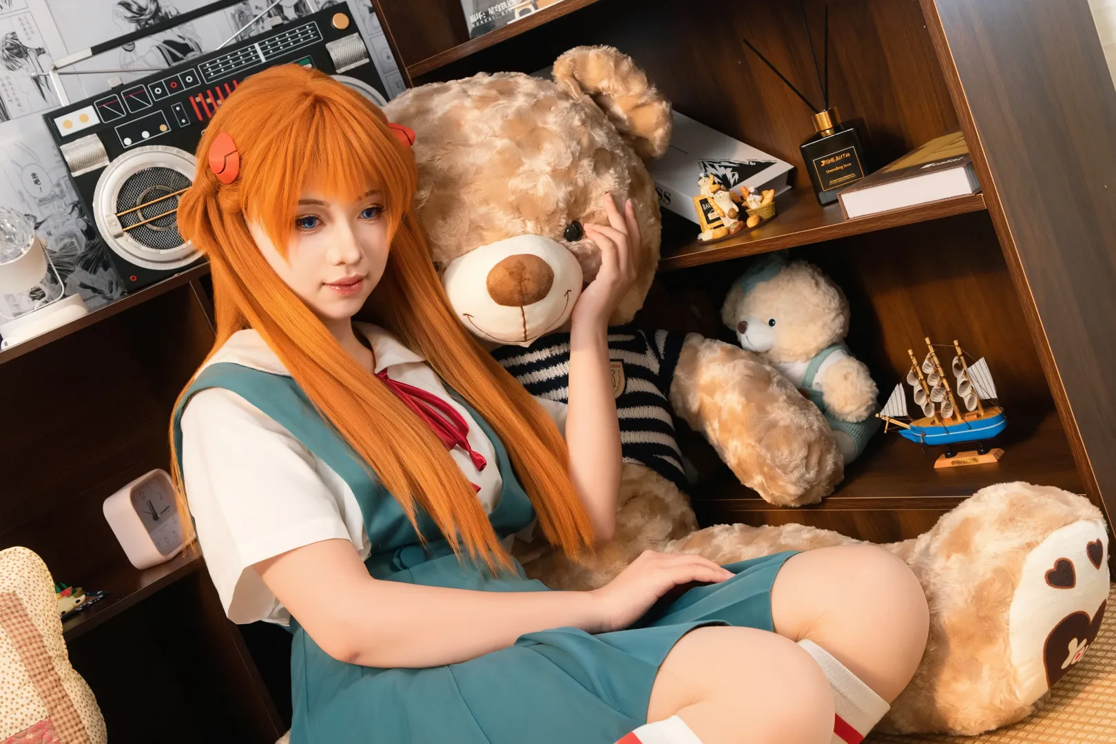 【明日香cos】横屏记录宅家日常，复古收音机旁的慵懒时光 - 第 4 张