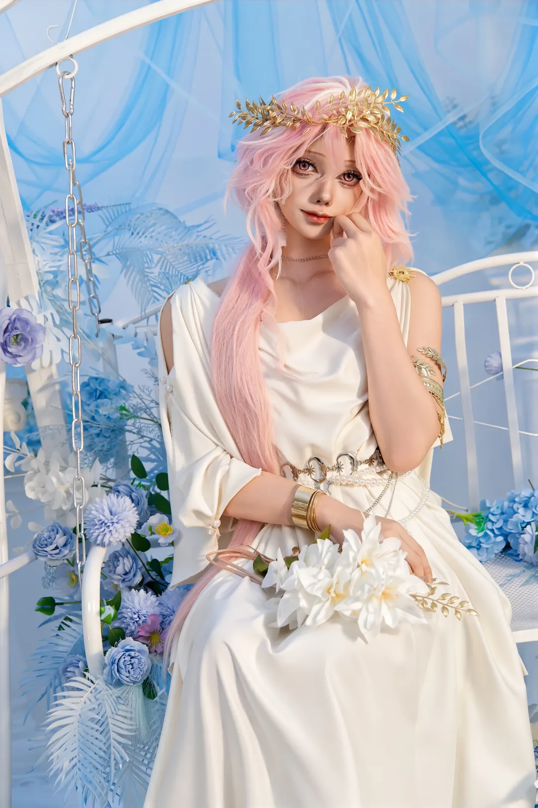 【茉莉cos】无期迷途的茉莉，金色桂冠与白裙的视觉碰撞 - 第 5 张