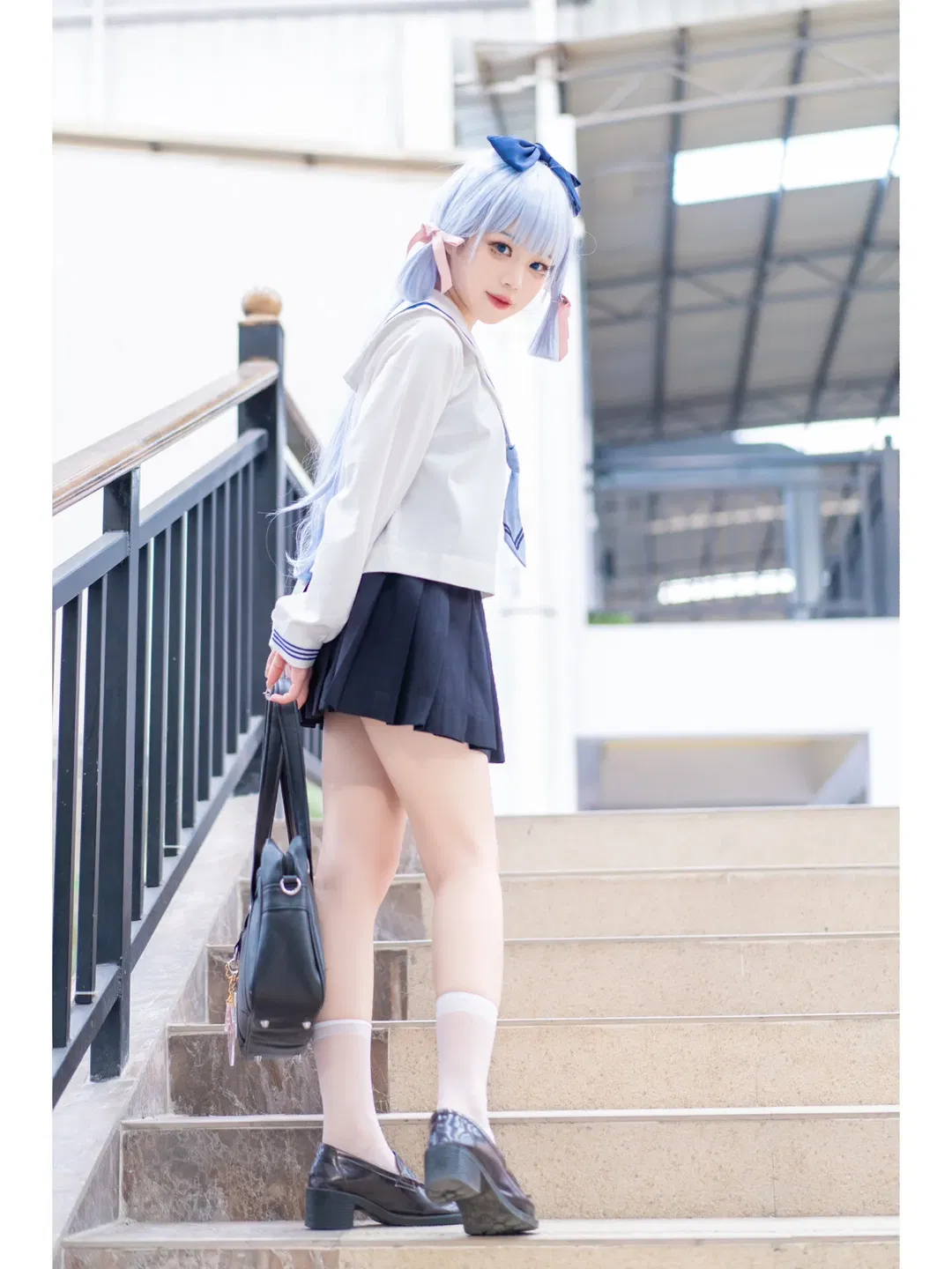神里绫华cos，原神大小姐的现代制服日常 - 第 2 张