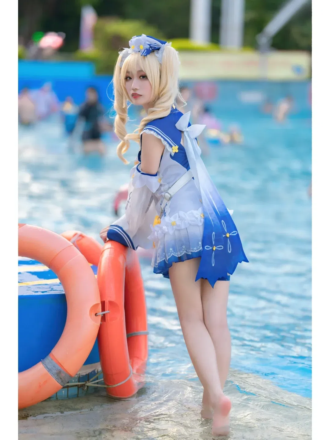 【芭芭拉cos】夏日泳池邊的清涼元氣少女 - 第 4 張