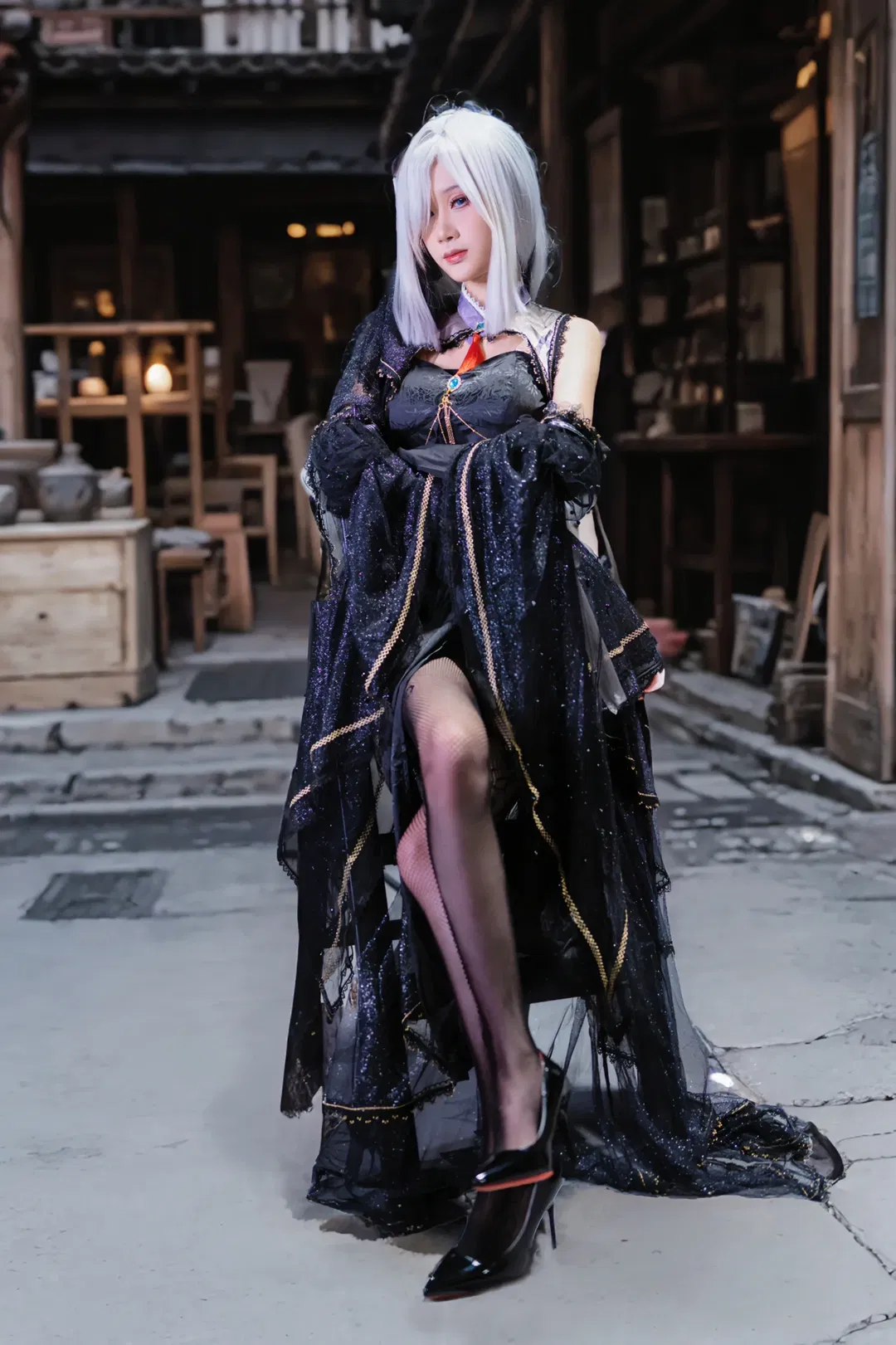 【申鹤cos】原神申鹤花嫁造型，暗夜里的清冷白月光 - 第 1 张