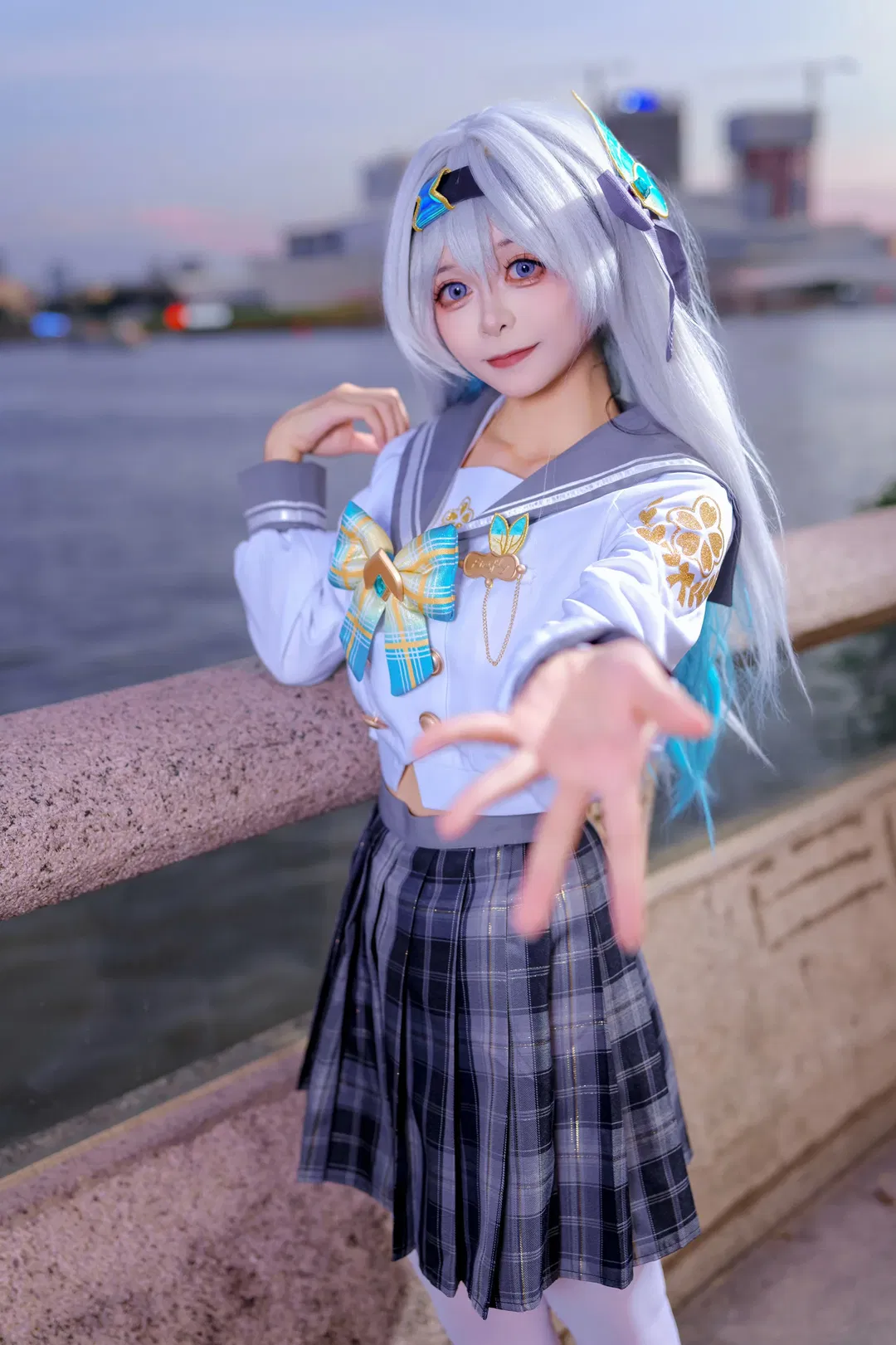 【流萤cos】春日手信的江边漫步 - 第 5 张