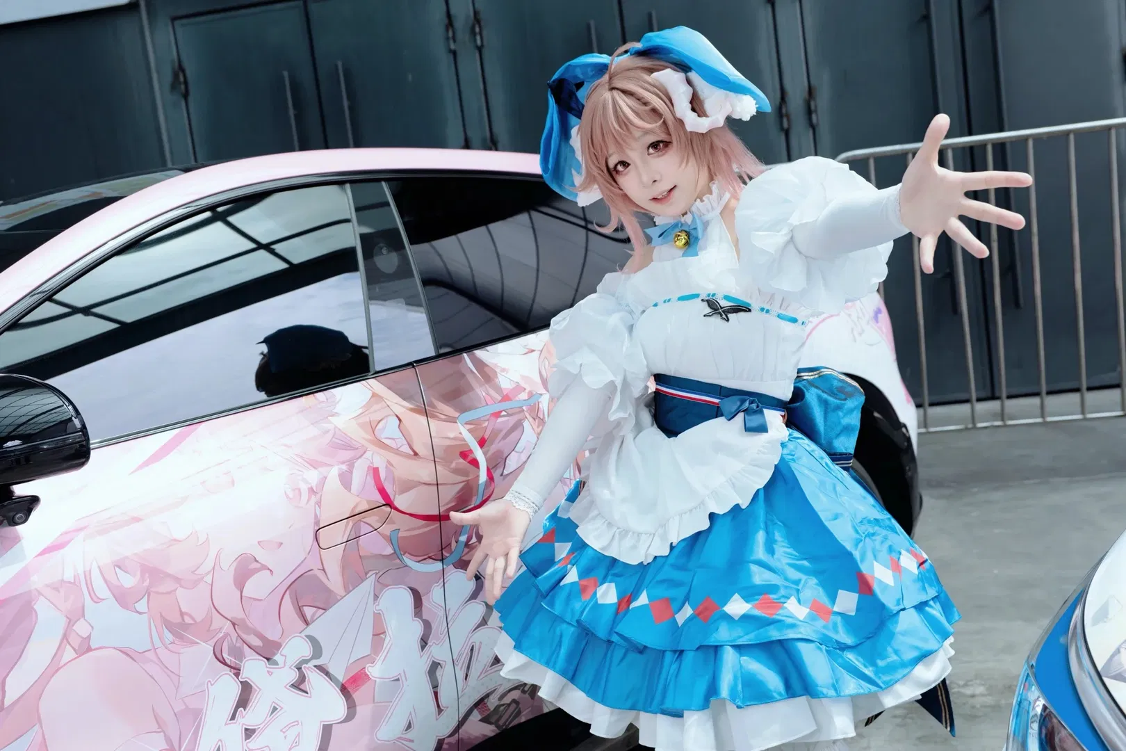 【艾雅法拉cos】明日方舟小羊與痛車的二次元花車巡禮 - 第 1 張