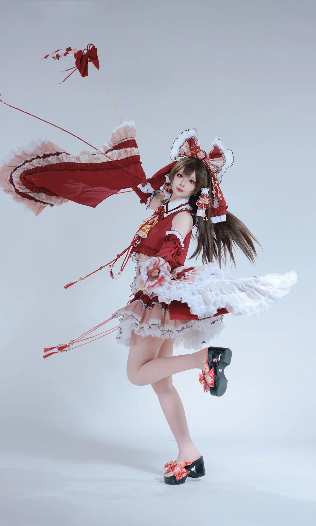 【博丽灵梦cos】东方Project 退治中的红白巫女 - 第 2 张
