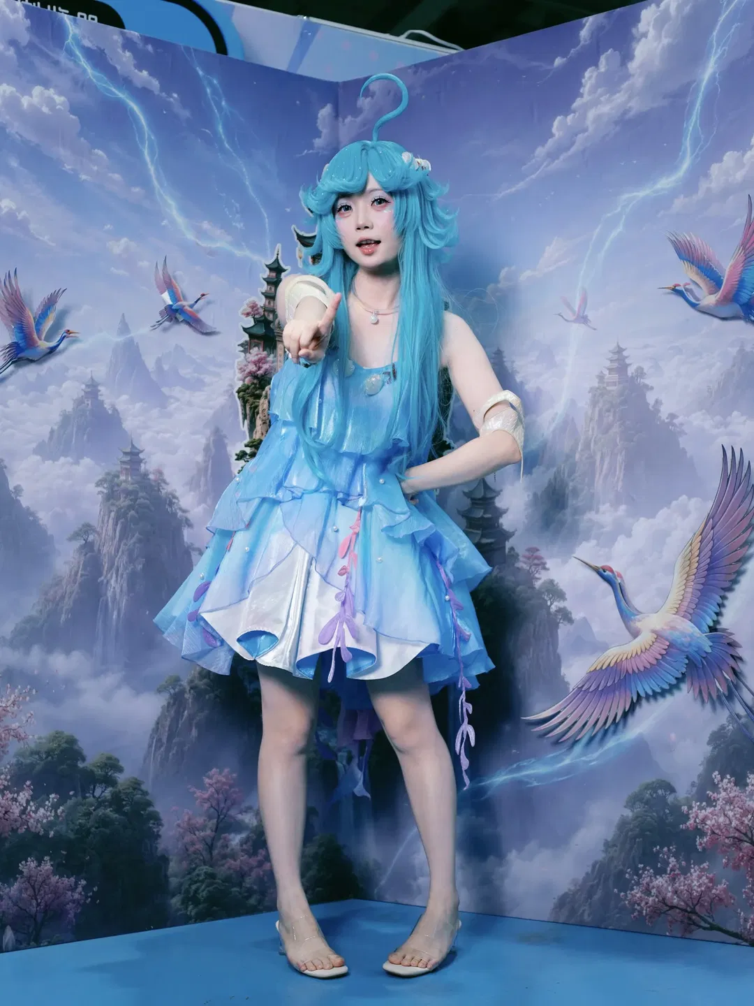 王者榮耀朵莉亞cos打卡螢火蟲漫展迅雷展臺 - 第 1 張