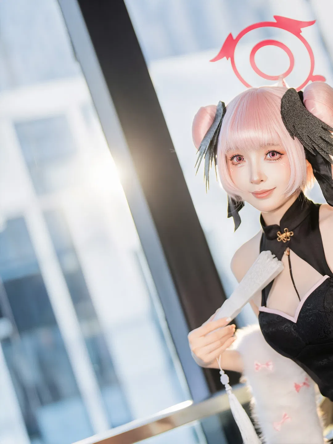 【下江小春cos】蔚蓝档案的粉色小恶魔，白丝与翅膀的魔法 - 第 5 张
