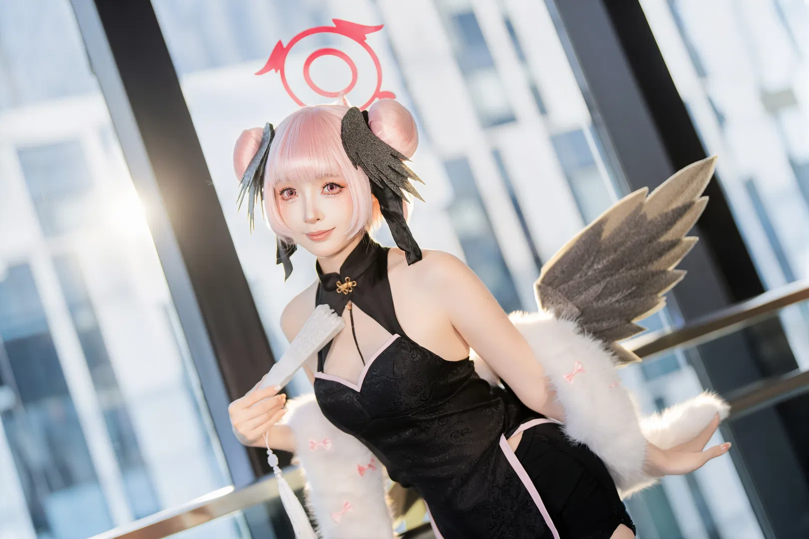 【下江小春cos】蔚蓝档案的粉色小恶魔，白丝与翅膀的魔法 - 第 7 张