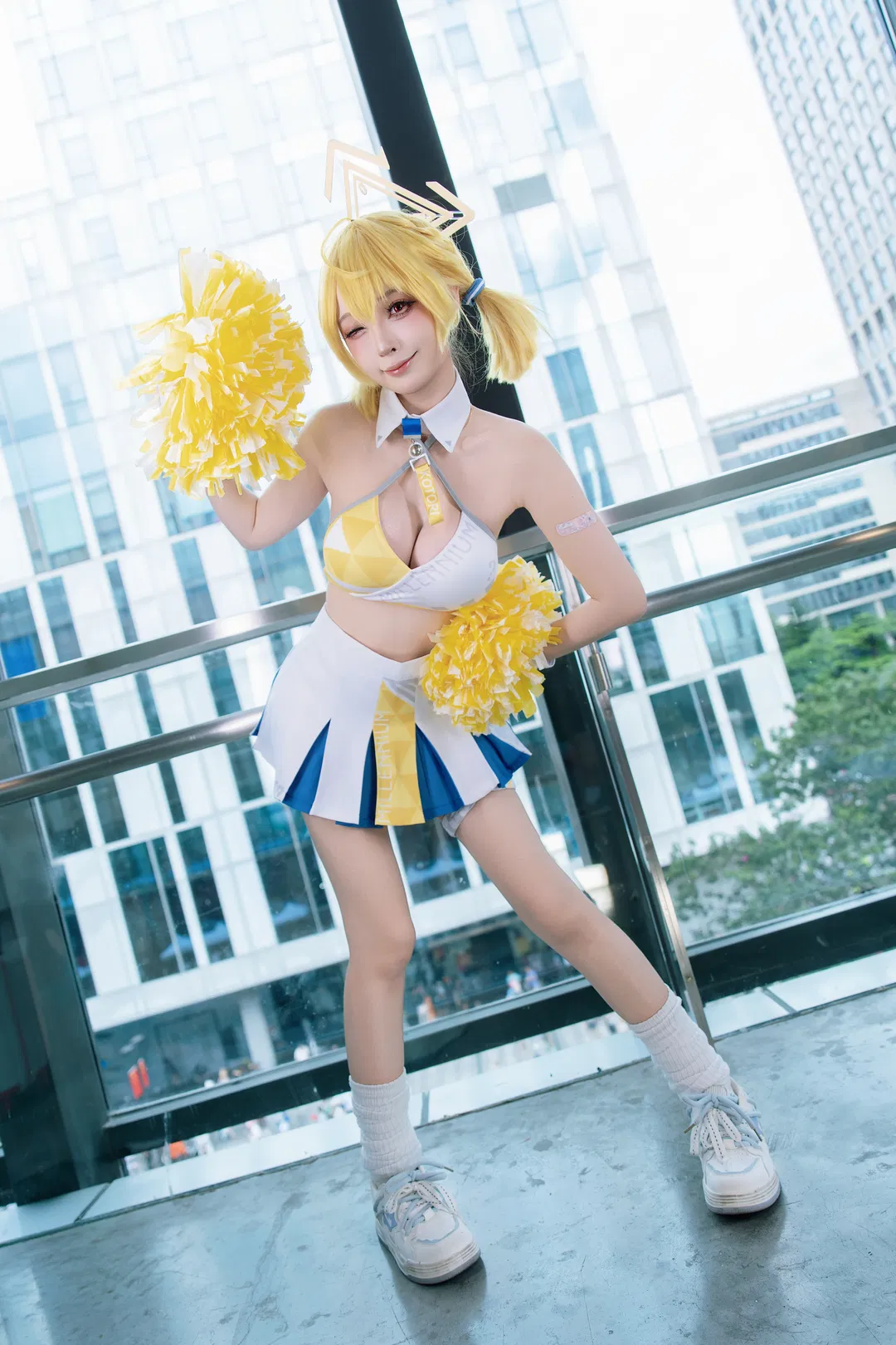 【丰见琴里cos】蔚蓝档案啦啦队应援活力全开 - 第 4 张