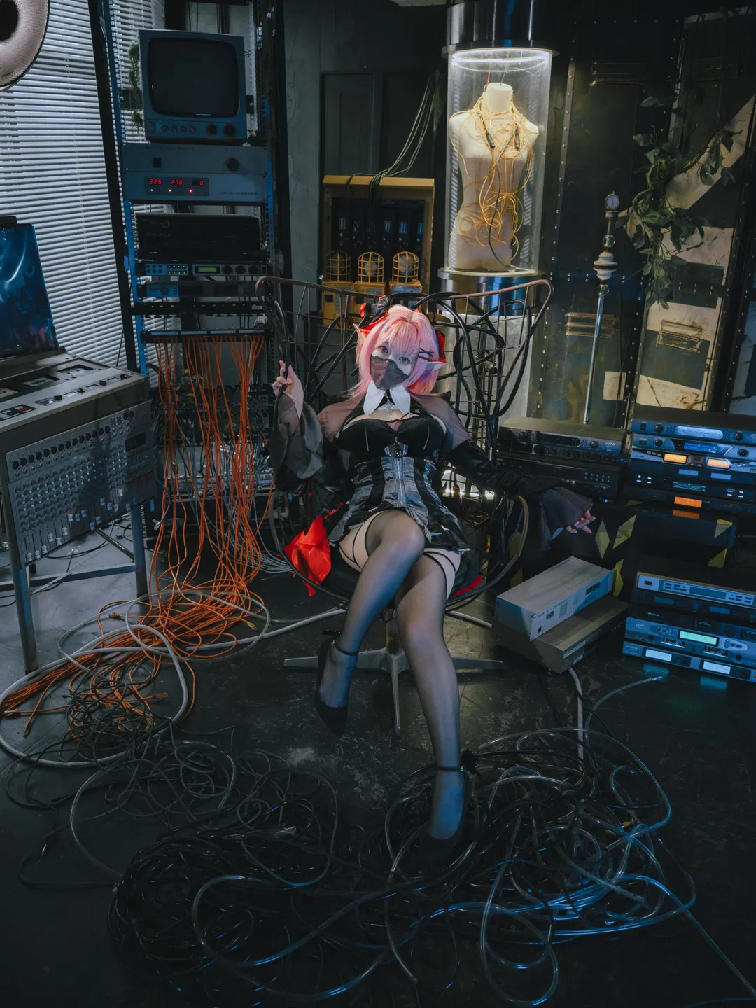 【雷米埃尔cos】绝区零的赛博朋克机械少女 - 第 8 张