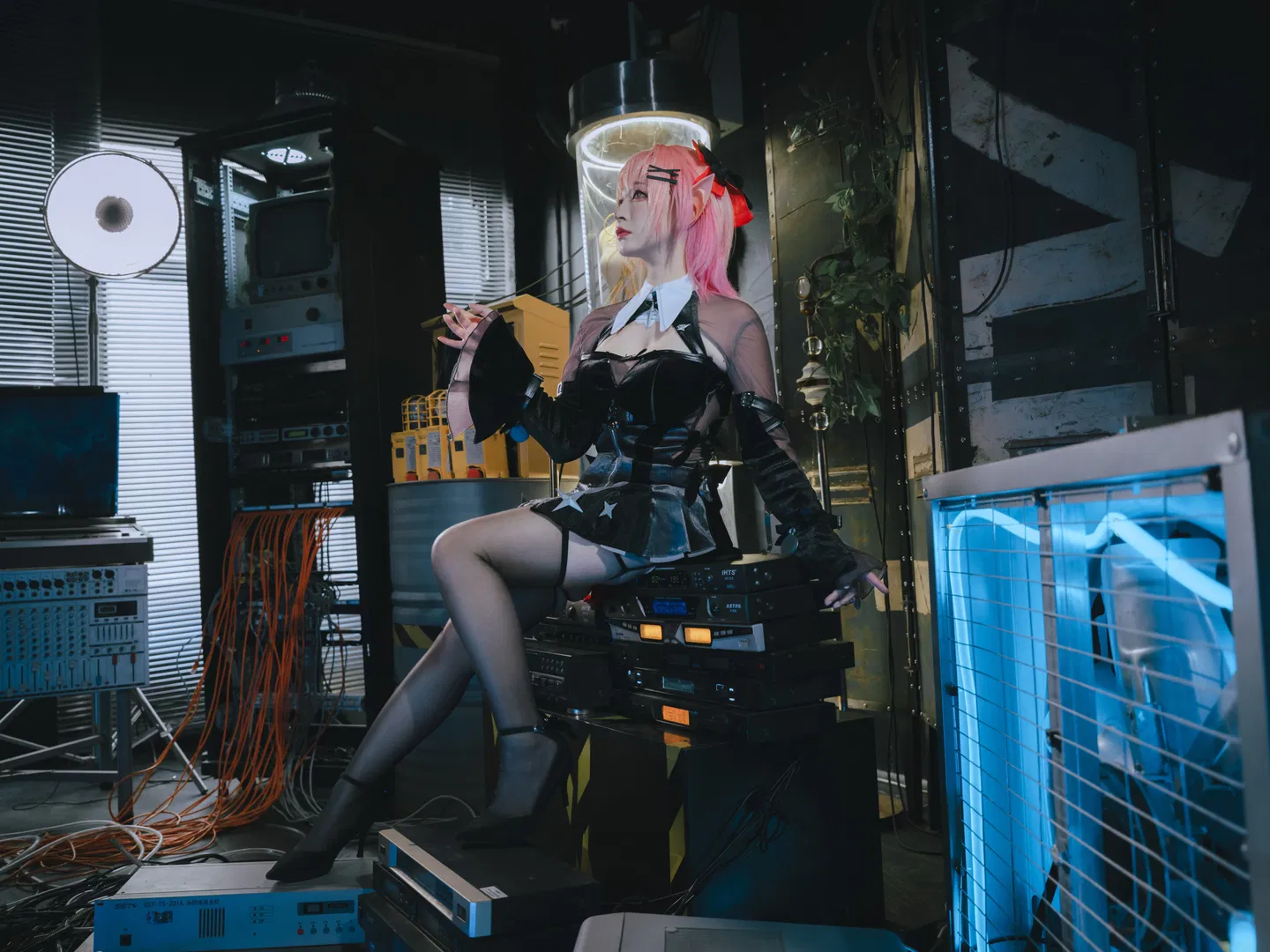 【雷米埃尔cos】绝区零的赛博朋克机械少女 - 第 9 张