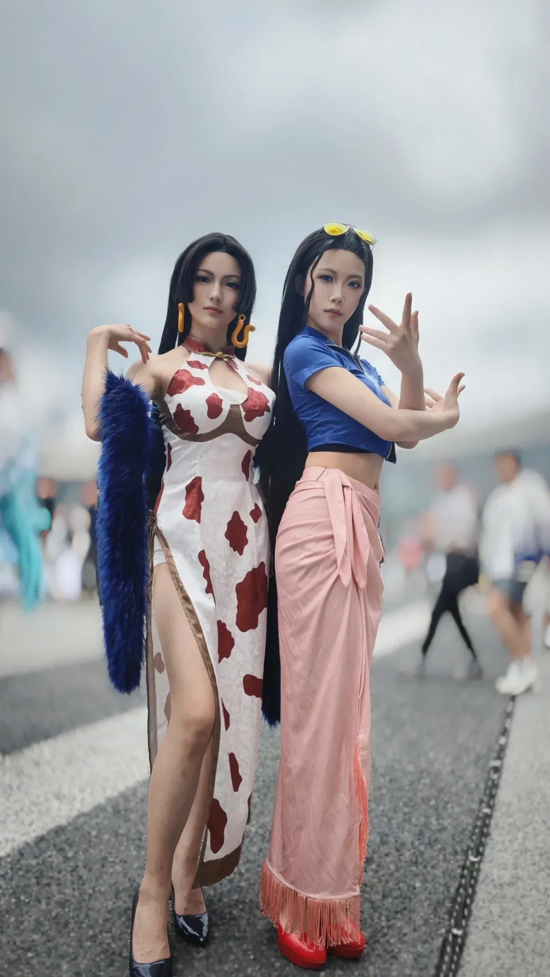 月野兔cos 成都漫展老番向水手服白丝场照 - 第 9 张