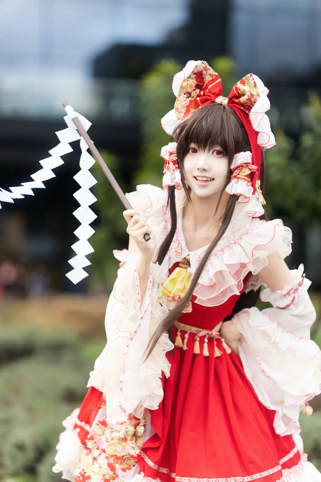 【博麗靈夢cos】東方project紅白巫女，御幣一揮準備放大招 - 第 1 張